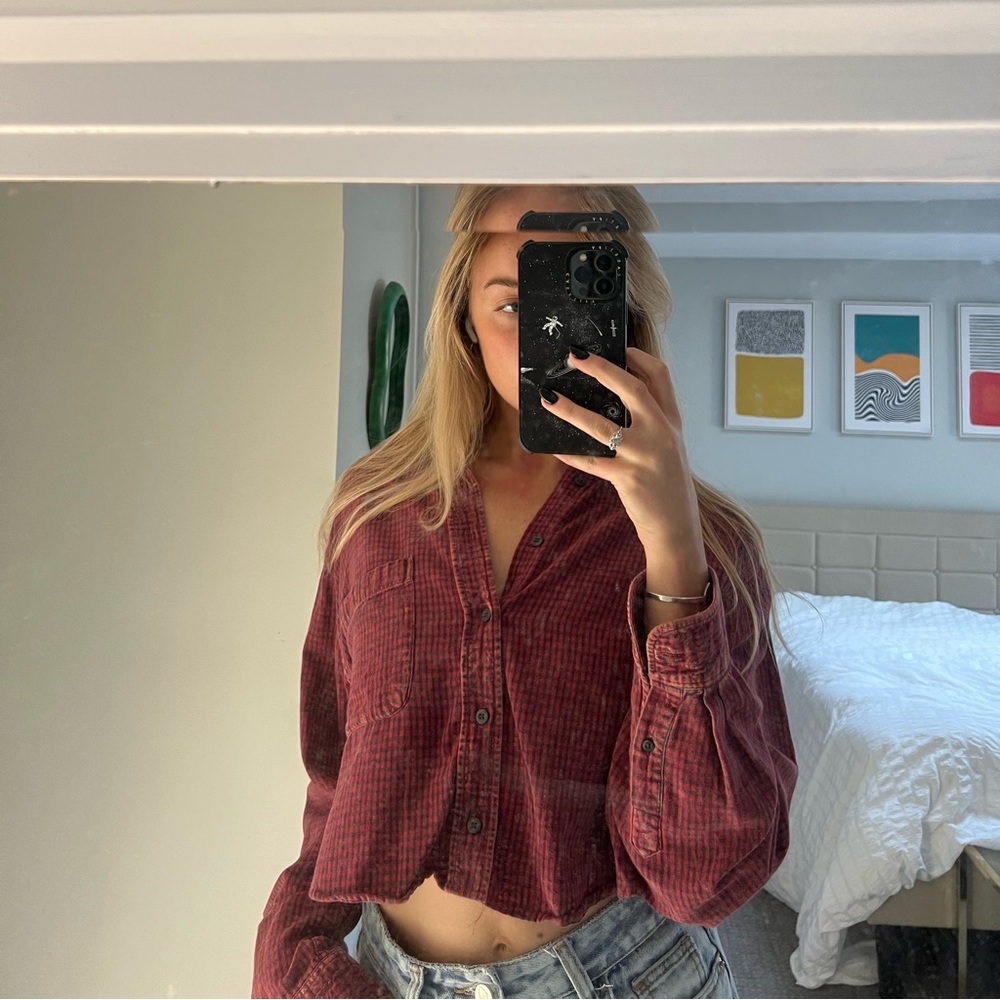 urban outfitters red crop flannel shirt